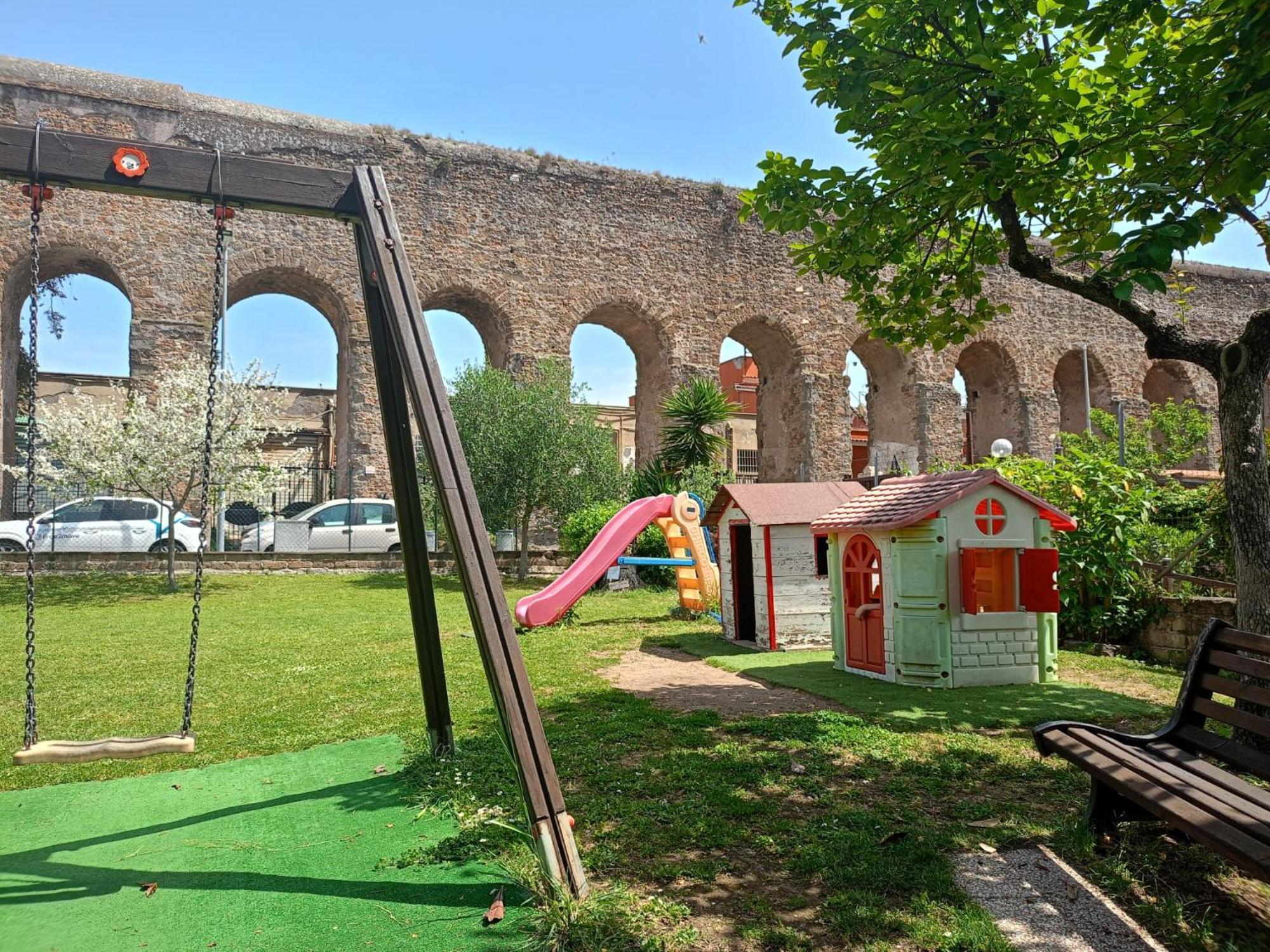 Two-room Apt. Under The Aqueduct's Arch In Pigneto