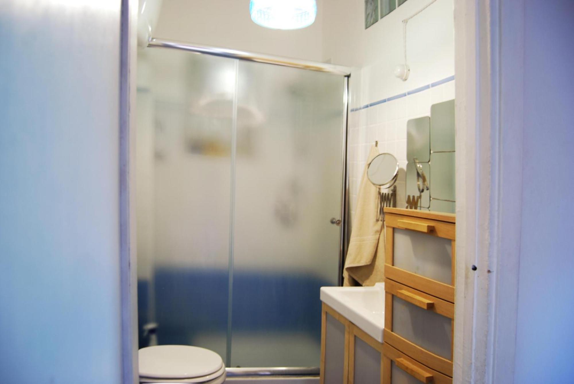 Two-room Apt. Under The Aqueduct's Arch In Pigneto * Roma